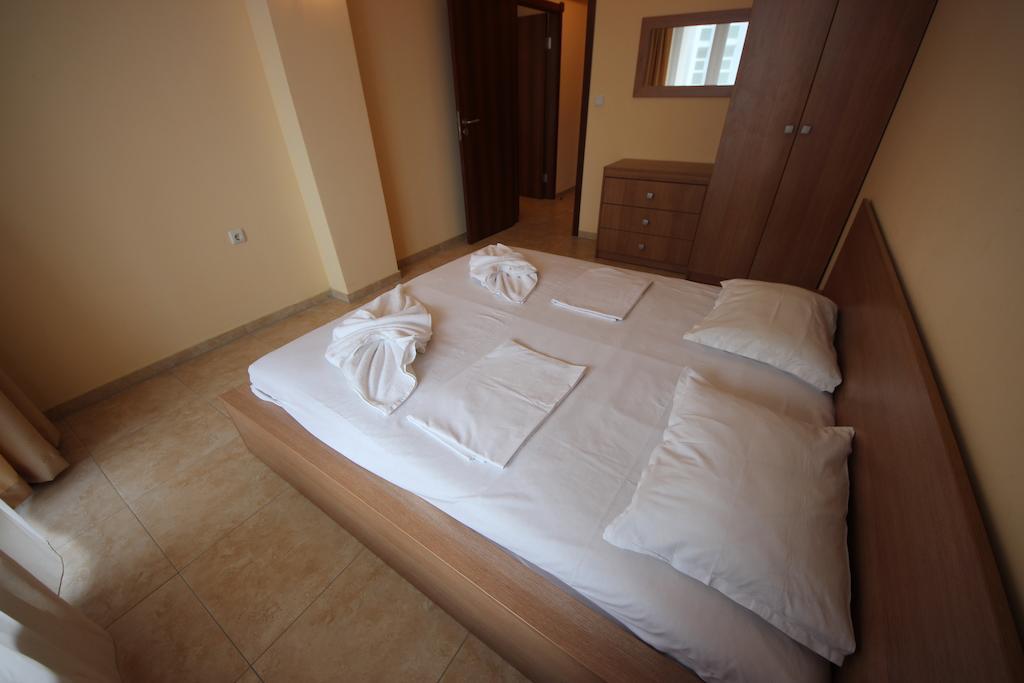Menada Sea Regal Apartments Slăntjev Brjag Exteriör bild