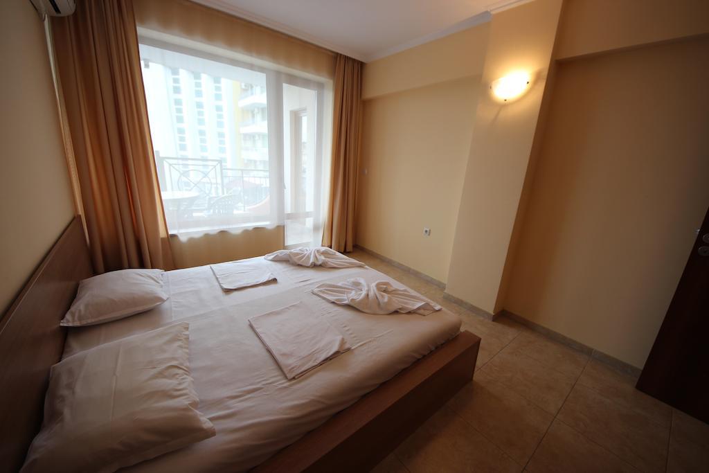 Menada Sea Regal Apartments Slăntjev Brjag Exteriör bild