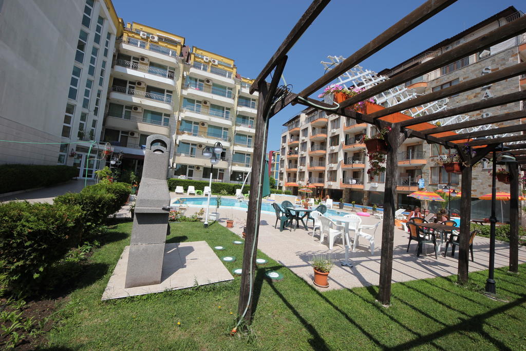 Menada Sea Regal Apartments Slăntjev Brjag Exteriör bild